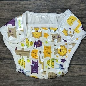 Swaddlebees Capri snap cover jungle jam size 2
